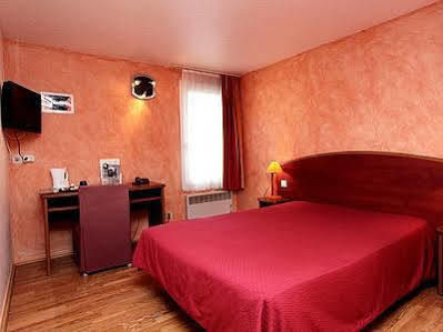 Bagatelle Hotel Dizy Bagian luar foto