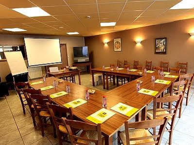 Bagatelle Hotel Dizy Bagian luar foto