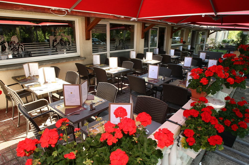 Bagatelle Hotel Dizy Bagian luar foto